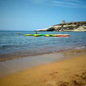 La Piazzetta Appartamento Santa Caterina Di Pittinuri (Sardinia)
