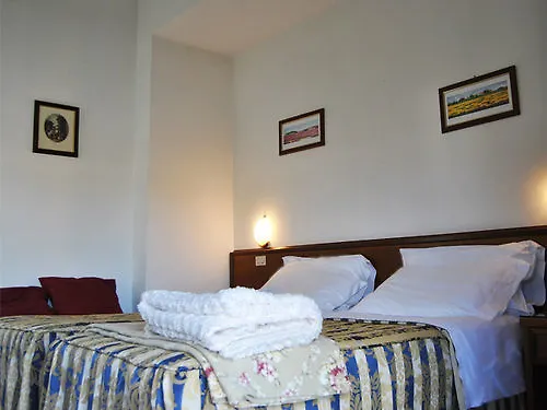 Hotel Santorotto Di Fabio Terrosi Sinalunga 3*,